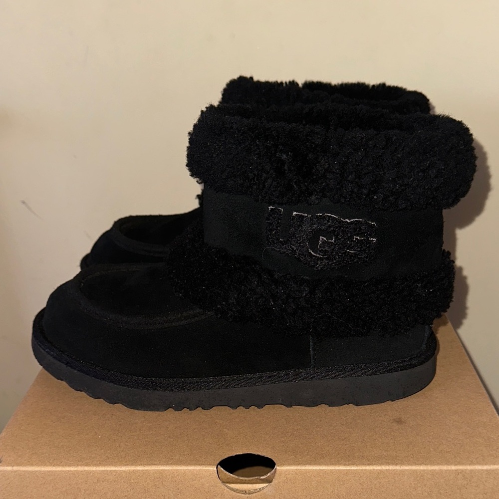 UGG Kids Black Winter Boots - Picture 2 of 4